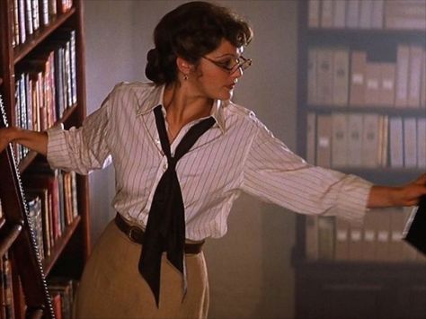 To celebrate National Libraries Day 2016, staff at the BFI Reuben Library nominate their top 10 librarians in film and television. 40s Mode, Mummy Movie, Librarian Style, Librarian Chic, Academia Outfits, Fashion 90s, Dark Academia Fashion, Academia Fashion, The Mummy