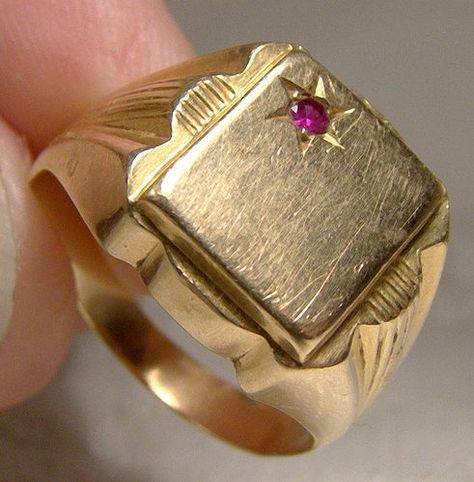 Man's 18K Ruby Signet Ring 1960s 18 K Initial Size 8.5 8-1/2 #fionakennyantiques.com Ruby Signet Ring, K Initial, Extraordinary Jewelry, Ring Inspo, Diamond Signet Ring, Ring Man, Gold Jewelry Simple Necklace, Signet Ring Men, Gold Chains For Men