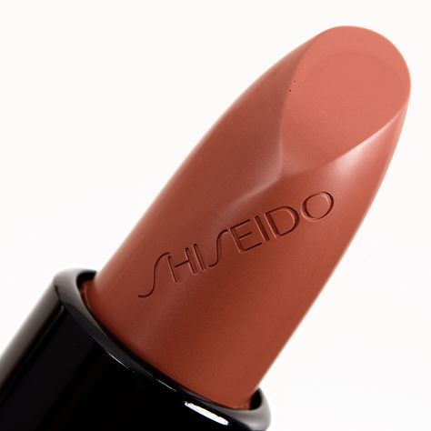 Shiseido Dusky Honey (BE323) Rouge Rouge Lipstick ($28.00 for 0.14 oz.) is a medium-dark, peachy brown with warm, orange undertones and a semi-matte finish Rose Syrup, Rouge Lipstick, Honey Rose, Orange Colour, Rose Rouge, Lipstick Colors, Medium Brown, Lipsticks, Orange Color