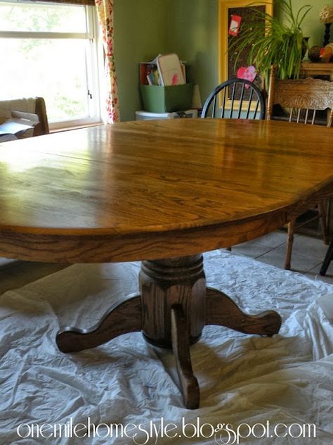 Round oak dining room table - before Chairs For Oval Dining Table, Refinished Oval Dining Table, Refinished Round Oak Table, Farmhouse Oval Dining Table, Pedestal Dining Table Oval, Oval Oak Dining Table, Round Oak Table Makeover, Oval Dining Table Makeover, Old Dining Table Makeover