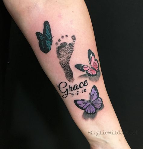 Footprint Butterfly Tattoo, Baby Foot Tattoos For Moms, Footprint With Wings Tattoo, Tattoos For Angel Babies, Misscarage Tattoo Ideas Angel Wings, Misscarriage Baby Tattoo, Baby Footprint Tattoo, Baby Memorial Tattoos, Pregnancy And Infant Loss Tatoos