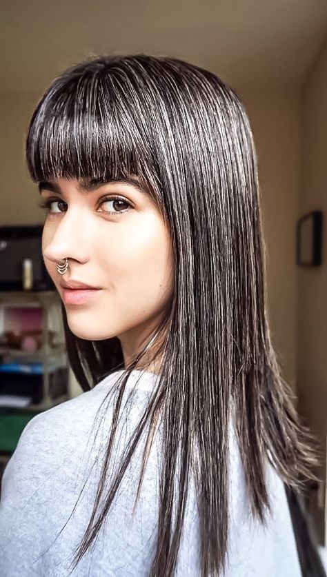 Beautiful natural salt and pepper hair on this beautiful young woman. Grey Hair Don't Care, Grey Hair Wig, Cheap Human Hair Wigs, Pepper Hair, Salt And Pepper Hair, Grey Hair Inspiration, Silver Sisters, Gray Hair Growing Out, Going Grey