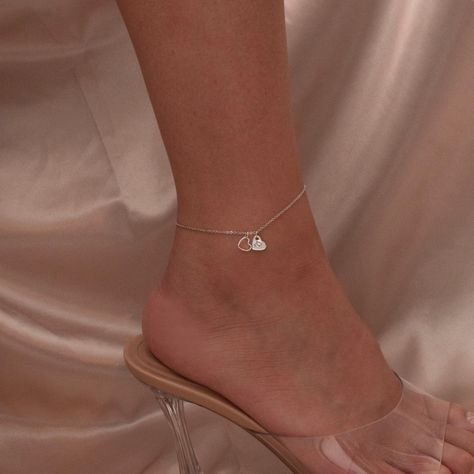 two cute heart anklet Bestie Rings, Initial Anklet, Rose Gold Anklet, Cute Anklets, Toddler Bracelet, Heart Anklet, Summer Anklets, Ankle Jewelry, Anklets Boho