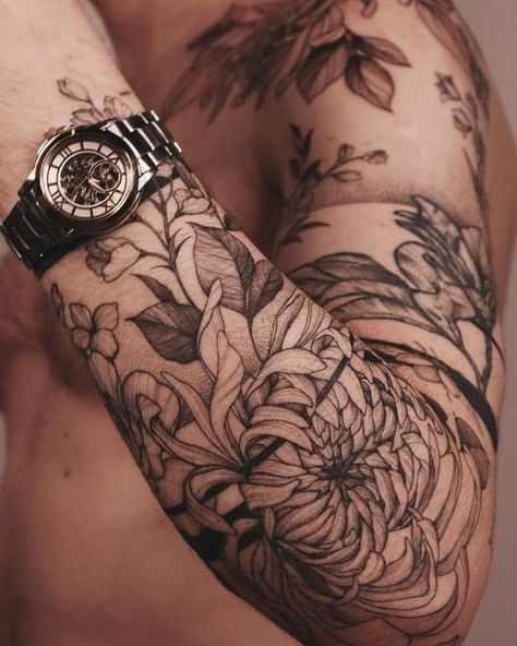 Masculine Floral Tattoo, Left Arm Tattoos, Around Arm Tattoo, Tattoo Apprenticeship, Chrysanthemum Tattoo, Floral Tattoo Sleeve, Back Tattoos For Guys, Japanese Sleeve Tattoos, Botanical Tattoo