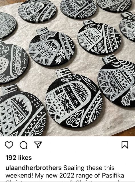 Sgraffito Christmas Ornaments, Sgraffito Ornaments, Pottery Ornaments, Winter Art Projects, Sgraffito, Winter Art, Pottery Ideas, Block Printing, Clay Ideas