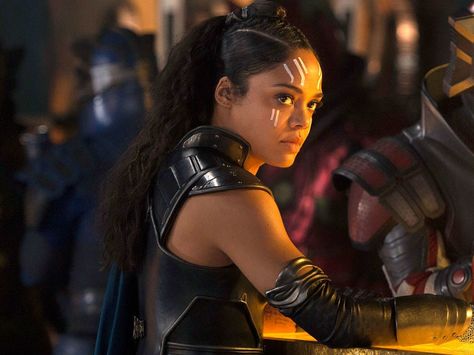 Thor Ragnarok Costume, Valkyrie Icon, Marvel Wall Art, Ragnarok Valkyrie, Marvel Wall, Thor Ragnarok, Marvel Photo, Hollywood Boulevard, Tessa Thompson