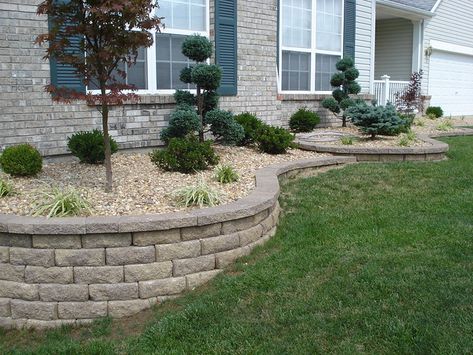 Landscaping Retaining Walls, Front Landscaping, Front Yard Landscaping Simple, Front House Landscaping, Cinder Block, Retaining Walls, Home Landscaping, Yard Design, House Landscape