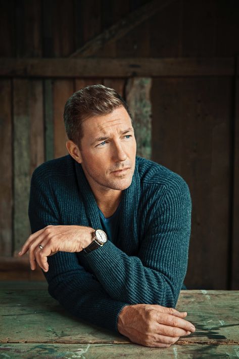 Ed Burns Reveals Films He Loves – Dan’s Papers Headshots Professional Male, Ed Burns, Neal Mcdonough, Edward Burns, Party Like Gatsby, Imaginary Boyfriend, Film Buff, Indie Movies, Christy Turlington