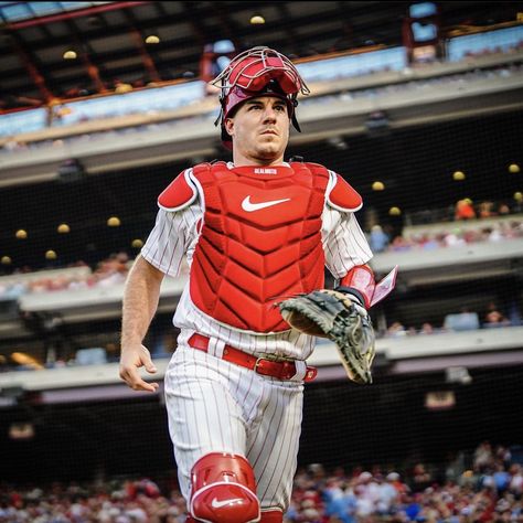 JT Realmuto catching a Phillies game Jt Realmuto Phillies, Aubrey Core, Jt Realmuto, Phillies Game, Book Mood, Philadelphia Phillies Baseball, Phillies Baseball, Smash Cake, Sports Baseball