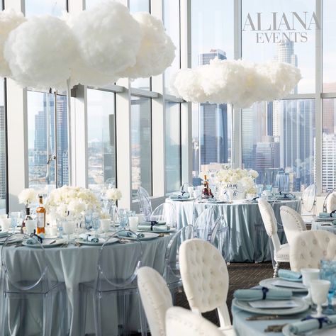 Cloud Baby Shower Theme, Hood Love, Luxury Baby Shower, White Weddings Reception, Cloud Theme, Boy Baby Shower Ideas, Elegant Wedding Reception, Stuck Up, Star Baby Showers