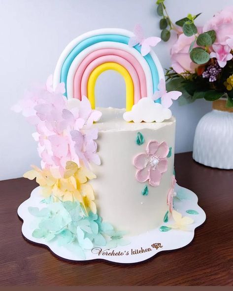 Flower And Rainbow Cake, Flower Rainbow Cake, Rainbow And Butterfly Cake, Rainbow Flower Cake, Flower And Butterfly Cake, Rainbow Butterfly Cake, Birthday Cakes Girls Kids, Butterflies Party, Wafer Paper Butterflies