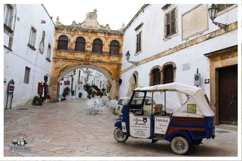 Ostuni: Old Town Tour on an Eco-Friendly Ape Calessino | GetYourGuide Long Books, Different Points Of View, Trip To Italy, White City, Beautiful Places In The World, Beach Vibe, Italy Travel, Tour Guide, Old Town