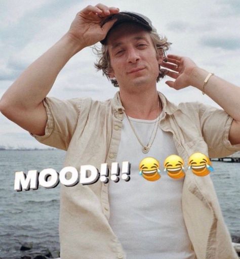 Summer Shoot, Allen White, Jeremy Allen White, Summer Is Coming, Instagram Summer, Love Love Love, Love Photos, White Boys, Casual Fall Outfits