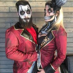 Dark Circus Ringmasters - Couples Halloween Costume Idea Halloween Costumes Couples Scary, Scary Halloween Costume Ideas, Scary Couples Halloween Costumes, Ringmaster Costume, Creepy Halloween Costumes, Scary Clown Makeup, Couples Halloween Costumes, Halloween Circus, Halloween Costume Ideas For Couples