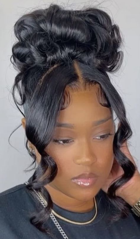 Jr Prom Hairstyles, Matric Ball Hairstyles, Formal Natural Hair Black Women, Formal Hairstyles For Black Women, Packing Gel Hairstyle, Packing Gel, Bday Hairstyles, Hunny Bun, Prom Ponytail Hairstyles