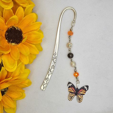 Beaded Bookmarks Handmade, Bead Bookmarks, Nature Bookmark, Wire Bookmarks, Butterfly Bookmark, Glass Bead Crafts, Beaded Bookmarks, Fantasy Gifts, Bookclub Gifts