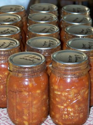 Pork And Beans Recipe For Canning, Canning Homemade Baked Beans, Canning Bbq Baked Beans, Homemade Canned Baked Beans, How To Can Baked Beans, Pressure Canned Baked Beans, Baked Beans For Canning, Baked Beans Canning Recipe, Canning Great Northern Beans