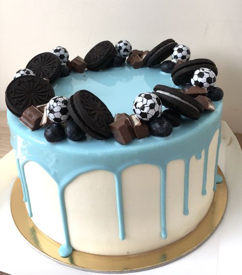 Messi Cupcakes, Cake With Messi, Messi Cake Ideas, Messi Birthday Cake Argentina, Messi Birthday Party Ideas Argentina, Argentina Cake, Argentina Soccer Cake, Argentina Soccer Birthday Cake, Messi Cake