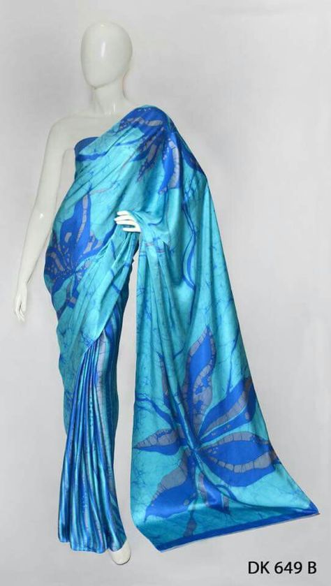 Nice combination Batik Saree Designs, Batik Saree, Sari Blouse, Saree Designs, Batik, Tie Dye, Saree, Dye, Design