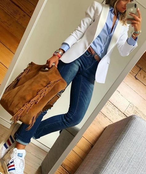 Looks Jeans, Mode Casual, Casual Work Outfits, Looks Chic, Work Outfits Women, White Blazer, Casual Fall Outfits, Business Casual Outfits, Work Fashion