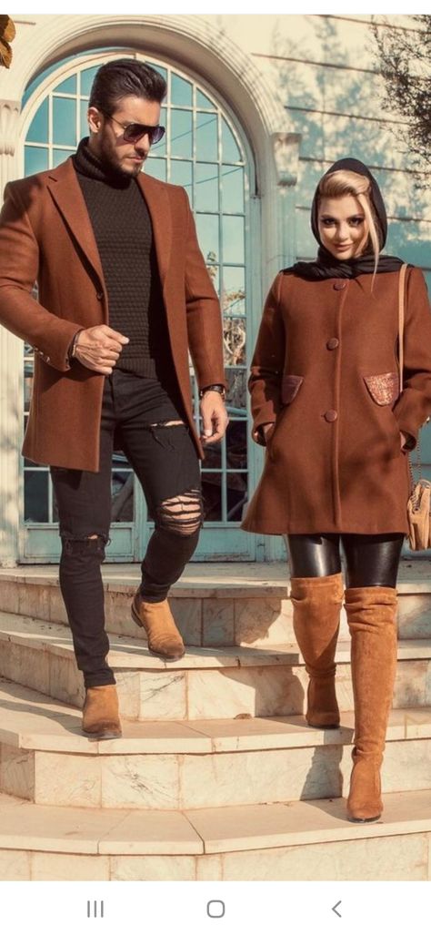 Winter Couple Outfits Matching, Couples Winter Outfits, Couple Winter Outfits, Outfit Pareja, Matching Outfits For Couples, Winter Outfit Accessories, Winter Engagement Photos Outfits, Winter Outfits Korean, Couple Outfits Matching