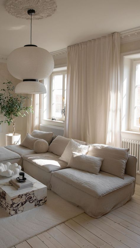 Cool Apartment Living Room, Ikea Hannalill Curtains, Hannalill Ikea Curtains, Hilja Ikea Curtain, Window Ideas Living Room, Living Room Ideas White, Aesthetic Curtains, Japandi Dining Room Design, Japandi Room