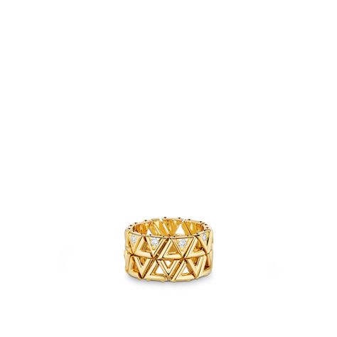 Louis Vuitton Ring, Louis Vuitton Store, Louis Vuitton Official Website, Louis Vuitton Jewelry, Airport Fashion, Louis Vuitton Official, Designer Fashion Jewelry, Diamonds And Gold, Minimal Style