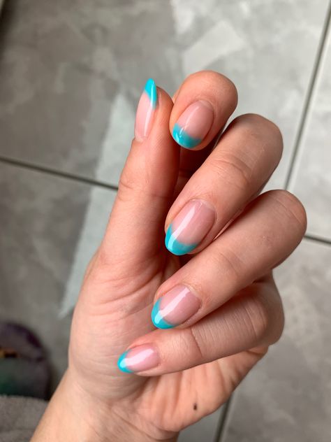 Nail Designs Colorful Tips, Nail Colored Tips, Blue Green French Tip Nails, French Tips Teal, French Nails Turquoise, Aqua French Tips, Teal Nail Tips, Aqua Blue French Tip Nails, French Tip Colored Nails