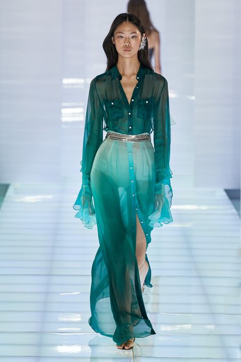 2019 Couture, Collection Couture, Amazing Dresses, Fashion Couture, Teal Dress, Fashion Weeks, Moda Vintage, Mode Inspo, Trend Fashion