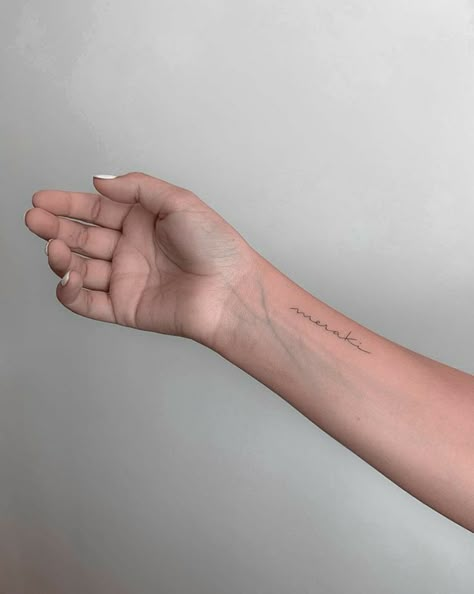 Fine Line Script Tattoo Arm, Fine Line Wrist Tattoo Words, Cursive Side Wrist Tattoo, Fine Line Tattoo Handwriting, Cursive Tattoo On Wrist, Fine Name Tattoo, Dainty Handwriting Tattoo, Small Fine Line Tattoo Placement, Fine Line Handwriting Tattoo