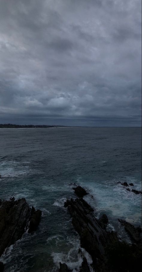 dark academia stormy storm nature beautiful clouds ocean waves rocks Stormy Beach Wallpaper, Storm Aethstetic, Ocean Grey Aesthetic, Ocean While Raining, Stormy Aesthetic Wallpaper, Eerie Ocean Aesthetic, Stormy Background Aesthetic, Quiet Dark Aesthetic, Misty Ocean Aesthetic