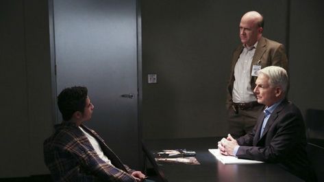 Everything You've Ever Wanted To Know About Police Interrogation Methods Police Interrogation, Interrogation Room, Ncis Gibbs Rules, Gibbs Rules, Leroy Jethro Gibbs, Mark Harmon, Blood Brothers, Waxing Poetic, Leap Of Faith