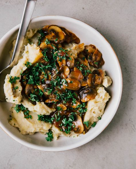 Learn how to make Mushroom Stroganoff w/ Potato & White Bean Mash with instructions, tips, and more on Sprouted Kitchen Cooking Club. White Bean Mash, Sprouted Kitchen, Bean Mash, Vegan Mashed Potatoes, Fluffy Mashed Potatoes, Mash Recipe, Mushroom Stroganoff, Open Faced Sandwich, Cooking Club