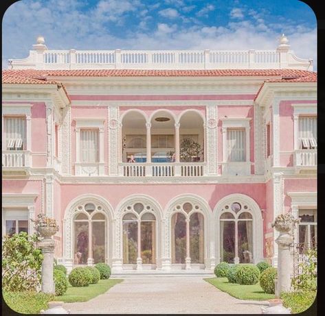 (2) Hafsa 💫 on Twitter: "Share photos of your home Pinterest board. Here’s mine. https://t.co/WtColuA1jB" / Twitter It Crowd, Pink House, The French Riviera, Cute House, Pink Houses, Dream House Exterior, Pretty House, Super Ideas, French Riviera