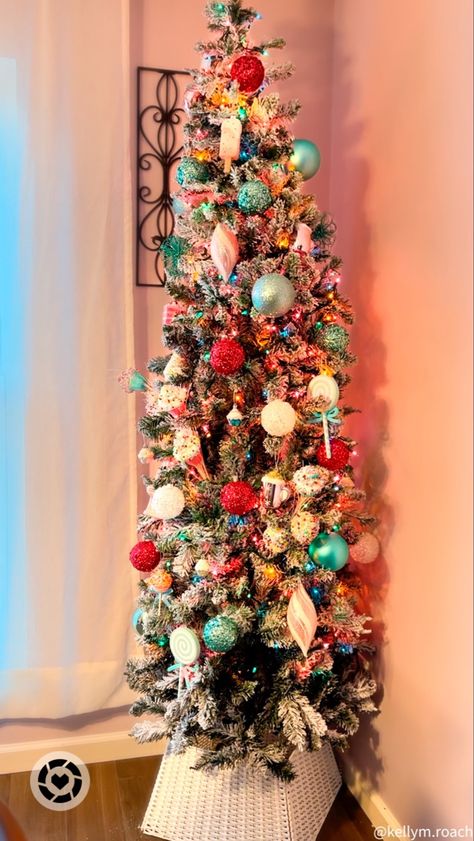 Vintage Pencil Christmas Tree, Pencil Tree, Christmas Tree Inspo, A Vintage Christmas, Pencil Trees, Retro Ornaments, Pastel Christmas, Blue Christmas Tree, Faux Snow