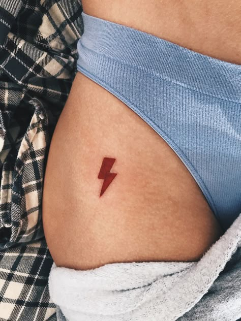 Bowie Tattoo Lightning, Red Lightning Bolt Tattoo, Red Lightning Tattoo, Lightning Bolt Tattoo Meaning, Blitz Tattoo, Lightning Bolt Tattoo, Lightning Tattoo, Bolt Tattoo, Red Lightning