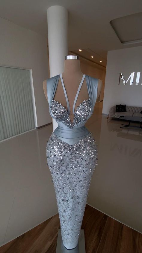 Elegant Wedding Dress Guest, Minna Fashion, Dress Gala, Dress Dinner, Nigerian Lace Styles Dress, Classy Gowns, Sewing Wedding Dress, Chic Dress Classy, Lace Gown Styles