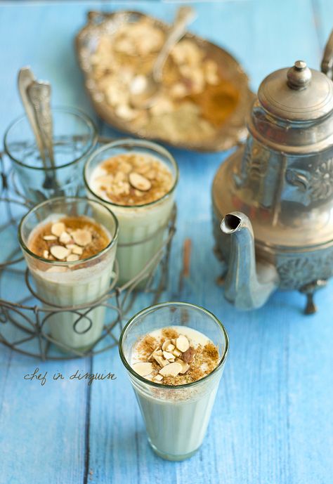 Eid Brunch, Almond Coffee, Arabic Recipes, Coffee Ingredients, Eastern Culture, No Coffee, Arabic Coffee, Popular Drinks, Sweet Coffee