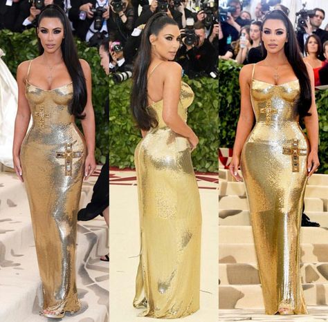 Kim K Gold Dress, Kim Kardashian Gold Dress, Outfit Gala, Kylie Jenner Met Gala, The Met Gala 2023, Feminine Clothes, Kim Kardashian Dresses, Gala Gowns, 16 December