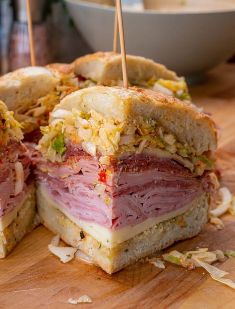 Tik Tok Sandwich Recipe, Tik Tok Grinder Sandwich, Tik Tok Grinder, Grinder Sandwich Recipe, Grinder Sandwich, Hoagie Rolls, Italian Meats, Deli Ham, Stuffed Banana Peppers