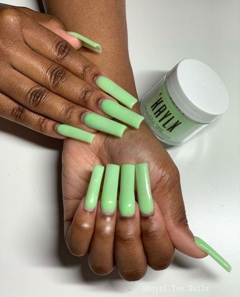 Summer Long Nail Ideas, Nail Ideas Neon, Green Nails Glitter, Long Nail Ideas, Future Nails, Green Acrylic Nails, Long Acrylic Nail Designs, Green Nail, Long Nail