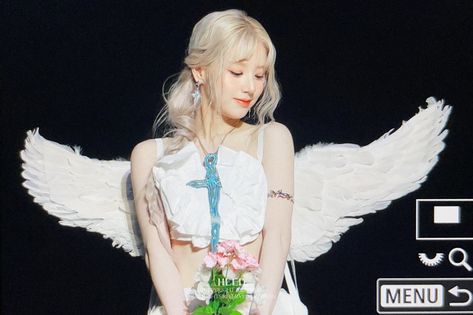 Angel Outfit, Angel Aesthetic, Concert Fits, Figure Poses, Odd Eyes, Human Eye, 1 Girl, Always Love You, Pictures To Draw