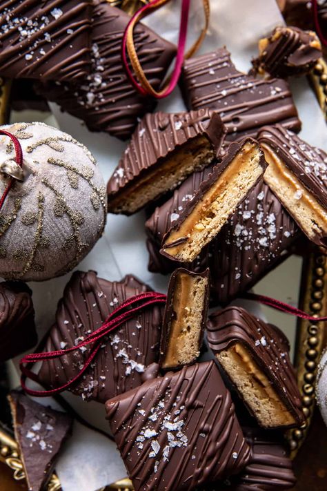 Millionaire Bars, Milk Chocolate Brownies, Half Baked Harvest Recipes, Yummy Christmas Treats, Smores Dessert, Christmas Cookie Box, Peanut Cookies, Holiday Desserts Table, Desserts Keto