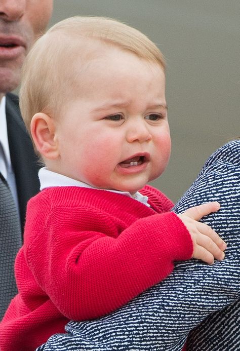 By George! The Most Adorable Pictures of Prince George on the Australia/New… Prinz George, Duchesse Kate, Prince William Et Kate, Princesa Charlotte, William E Kate, Princesse Kate Middleton, Pictures Of Prince, Prince George Alexander Louis, George Alexander Louis