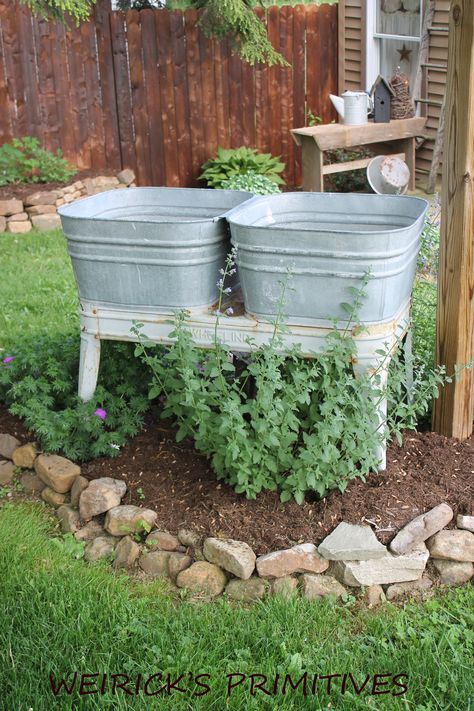 more galvanized in our landscaping.....our double-wash vat Garden Upcycle, Tubs Ideas, Primitive Gardens, Scandinavian Coastal, Primitive Garden Decor, Backyard Decorating, Metal Buckets, Industrial Chic Decor, Bucket Ideas