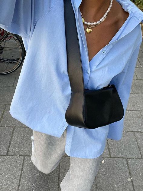 Outfit With Handbag, Spring 2024 Fashion Outfits, Summer Clean Outfits, Outfits With Handbags, Spring Outfits 2024 Trends, Scandi Summer Outfit, Southern Chic Outfits, Clean Style Outfit, Clean Summer Outfit