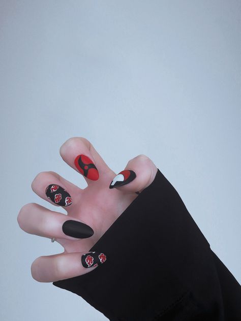 Itachi Uchiha Nails Design, Itachi Nail Art, Itachi Uchiha Nails, Uchiha Nails, Itachi Nails, Akatsuki Nails, Itachi Uchiha Akatsuki, Nail Art Gel Nails, Art Gel Nails