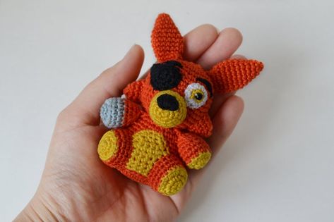 Crochet Five Nights At Freddys, Fnaf Plushies, Yarn Toys, Tiny Animals, Easy Crochet Animals, Scrap Yarn, Amigurumi Animals, Crochet Dragon, The Leftovers