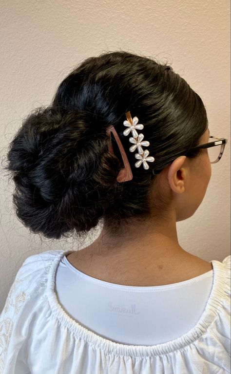 Hairstyles Apostolic, Pentecostal Hairstyles Easy, Apostolic Hairstyles Easy, Slick Bun Hairstyles, Apostolic Pentecostal Hairstyles, Apostolic Hairstyles, Pentecostal Hair, Apostolic Hair, Church Hair