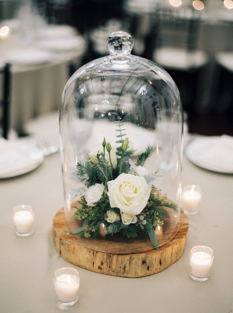 table Wedding Centerpieces Cottagecore, Southern Winter, Cloche Decor, Winter Wedding Centerpieces, Tulip Wedding, Simple Wedding Flowers, Sporting Club, Candle Wedding Centerpieces, Sophisticated Bride